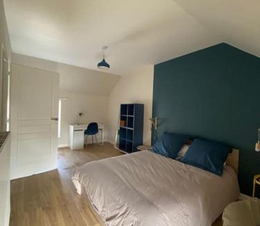 Vincelles House | La Maison Bleue, maison mitoyenne de campagne