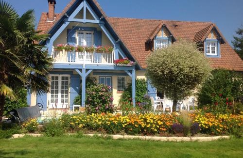 Maniquerville House | La Maison Bleue Normande
