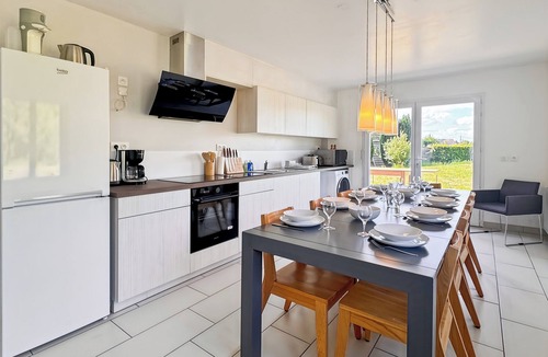Routhiauville House | La Maison Bleue, on the Bay of the Somme, in a peaceful natural setting
