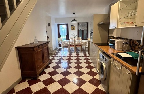 Paissy House | La Maison Bleue Paissy