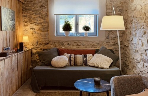 Les Vans House | LA MAISON BRUNO DI SALVIO