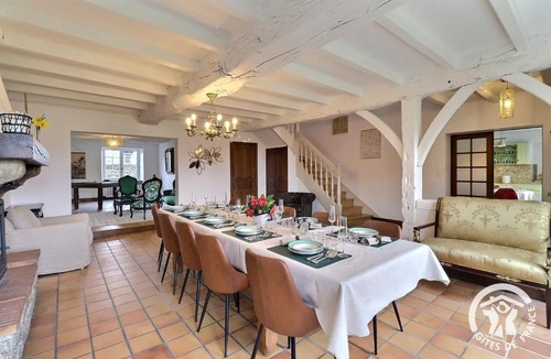 Saint-Symphorien House | La maison camélia