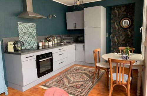 Maillets - Bellevue House | La maison Cattleya