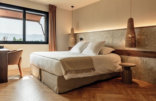 Pont-de-l'Isere Hotel | La Maison Chabran - Hôtel Restaurants