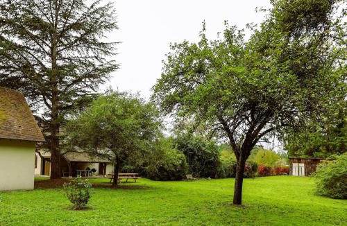 Thoury House | La Maison Chambourdine