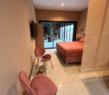 Torreilles Bed & Breakfast | La Maison Coloniale Suites privatives de prestige