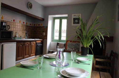 Caille House | La Maison Commune - CAILLE