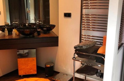 Cholet Bed & Breakfast | La Maison Courtois