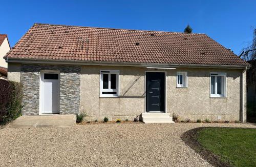 Eguzon-Chantome House | La maison d a cote