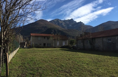 Estenos House | La Maison d'Amélie