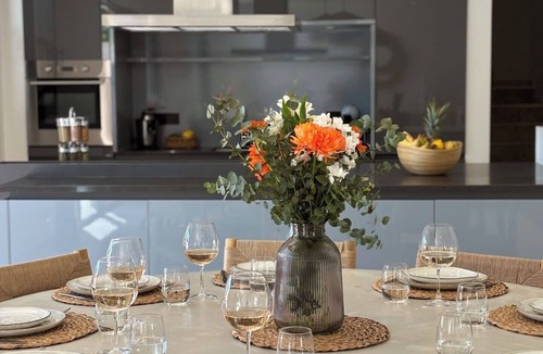 Grignan Villa | La Maison D'ambrine - Villa Grignan