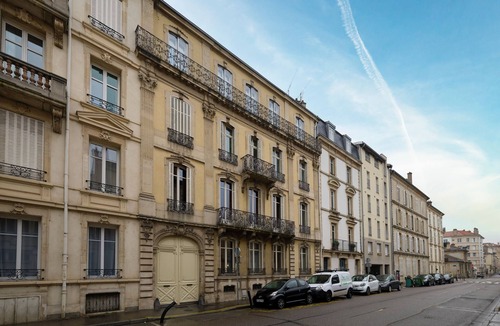 Saint Nicolas - Charles III - Ville vieille - Trois Maisons - Leopold Apartment | La Maison d'Annie - A 10min à pied de la place Stanislas