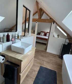 Lassay-les-Chateaux House | La maison d'Apolline