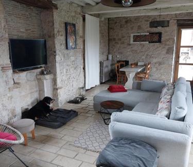 Lacour Apartment | La Maison d'ART