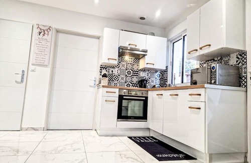 Chalon-sur-Saone House | La Maison d'aurore