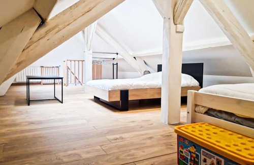 Chalon-sur-Saone House | La Maison d'aurore