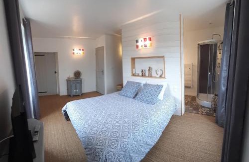 Marnaves Bed & Breakfast | La Maison d'eglantine