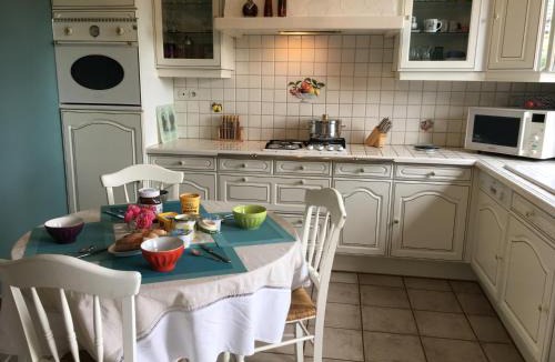 Aire-sur-la-Lys House | La Maison D'Eliane