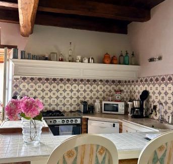 Viviers-sur-Chiers House | la maison d'Emilia verdure et murmure de l'eau