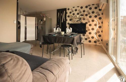Vernet House | La maison d'emy