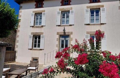 Burgnac House | La maison d'eugénie