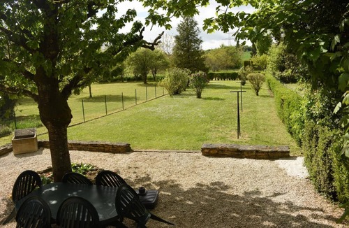 Curtil-sous-Burnand House | La Maison des Vacances