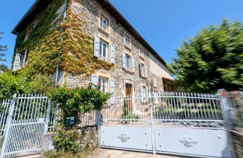 Saint-Blaise-du-Buis Bed & Breakfast | La Maison d'Arlette - Maison d'Hôte ,Gite , Hôtel - Petit déjeuner gourmand inclus