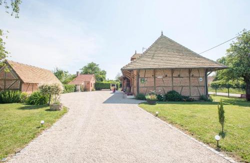 Saint-Martin-en-Bresse Villa | La Maison du Bonheur