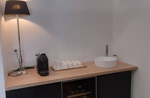 Saint-Sauveur-de-Flee House | La Maison de l'Escuiller