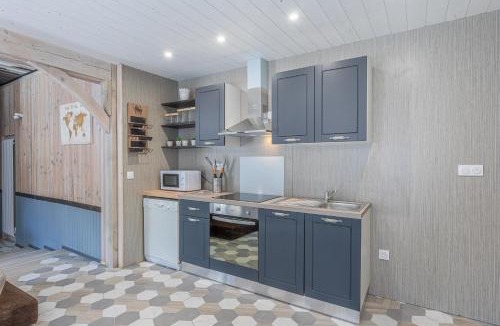Villaines-les-Rochers Apartment | La Maison du Bois Brûlé 3 - Avec piscine partagée
