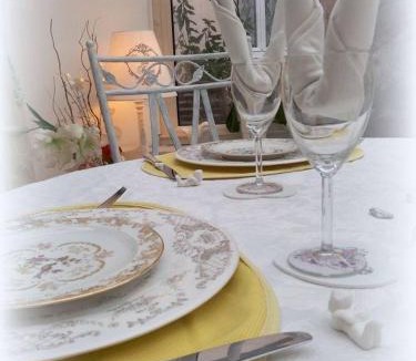 Bleneau Bed & Breakfast | La Maison d'Hocquincourt