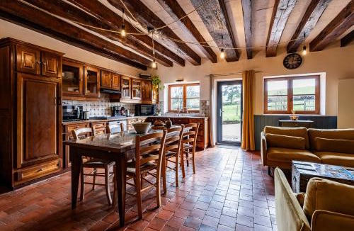 La Guiche House | La Maison de Barbara