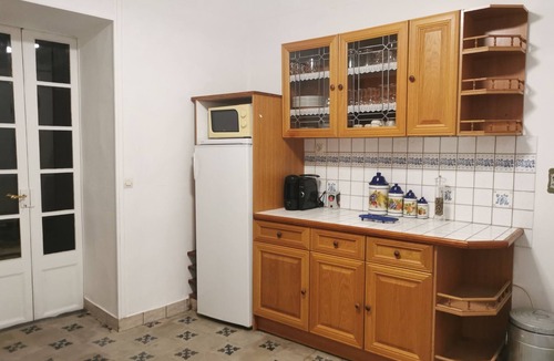 Alignan-du-Vent House | LA Maison DE Choubaka