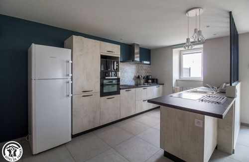 Usson House | La Maison de Chapelle