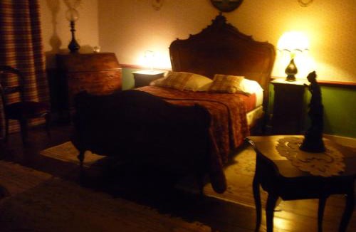 Antrain Bed & Breakfast | La Maison de Claire