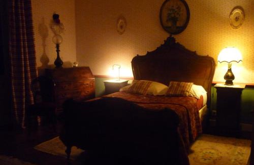 Antrain Bed & Breakfast | La Maison de Claire