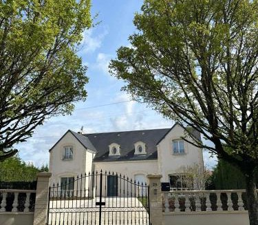 Blois House | La Maison de Cristina Michael