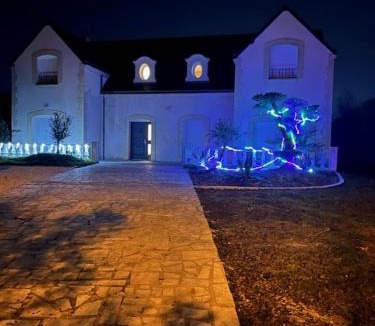 Blois House | La Maison de Cristina Michael