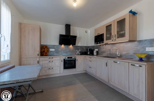 Vauchamps House | La Maison de Fabrice