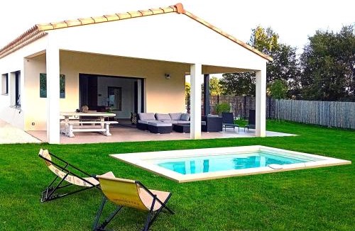 Fontareches Villa | La maison de Fontarèches avec piscine proche d Uzès