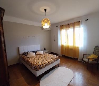 Colayrac-Saint-Cirq House | La maison de Lili