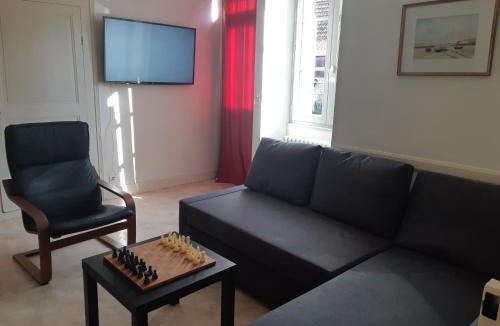 Flavigny-sur-Ozerain House | La Maison de Claire