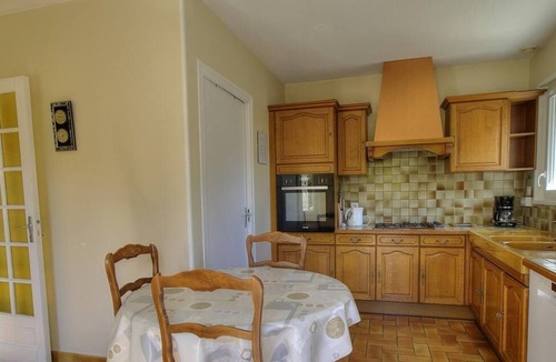 Saint-Genis-Laval Apartment | La Maison de Péroline - SAINT-GENIS-LAVAL