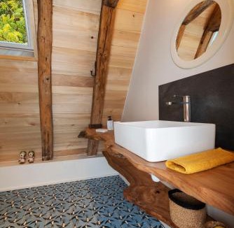 Saint-Cirq-Lapopie Bed & Breakfast | La maison de Ganil