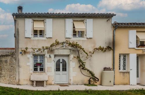 Montignac-Charente House | La maison de joséphine
