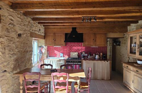 Meyrals House | La Maison De Jade