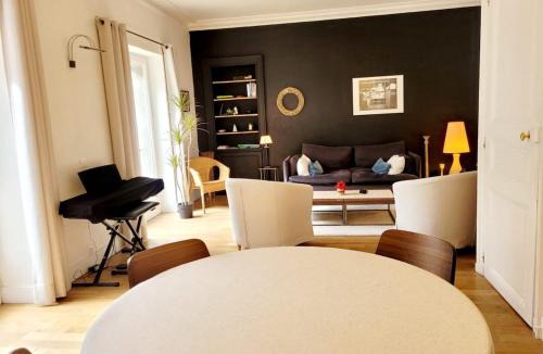 Richebourg - Saint-Clement House | La maison de Jade