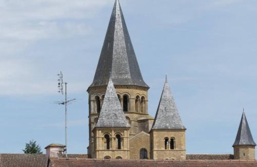 Paray-le-Monial Apartment | La Maison de Jules