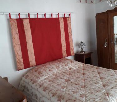 Lascabanes House | La maison de Juliette En haut