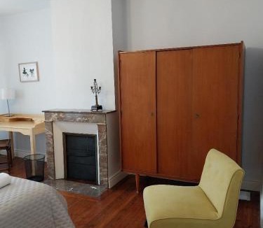 Peronne House | La Maison de Léonie